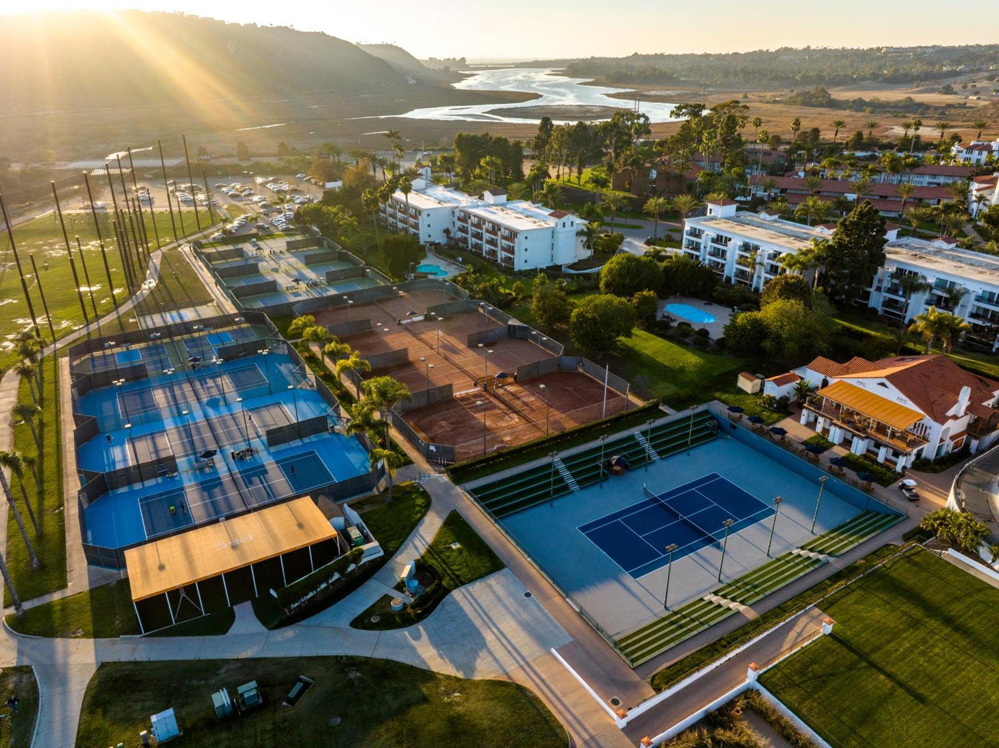 Resort Omni La Costa & 4*